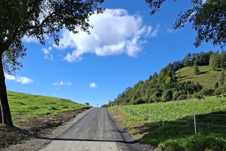 Sanacija ceste v Tolminske Ravne (arhiv občine)