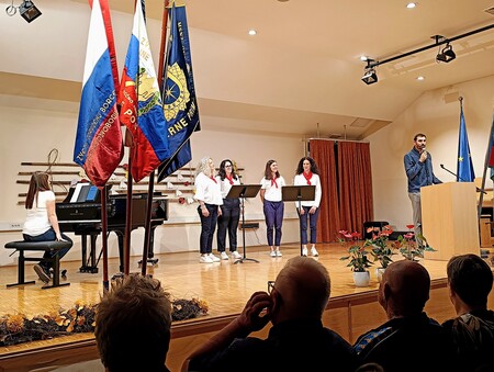 Slovesnost_dan upora proti okupatorju (Lina Troha Roner, Primorski val) (1)